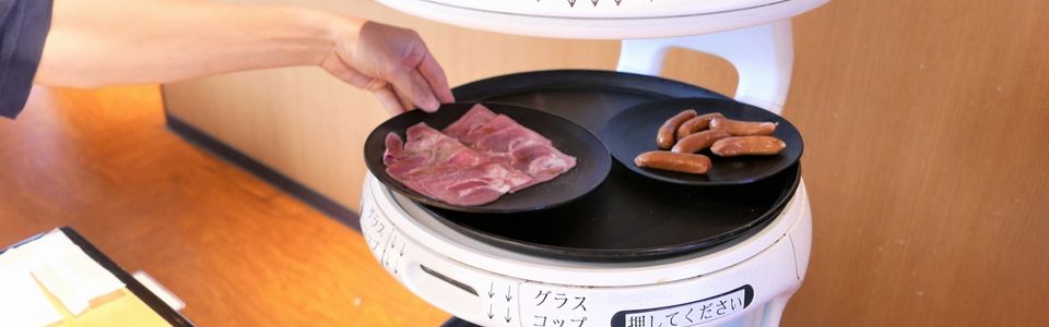 IT導入補助金で導入した配膳ロボットのイメージ